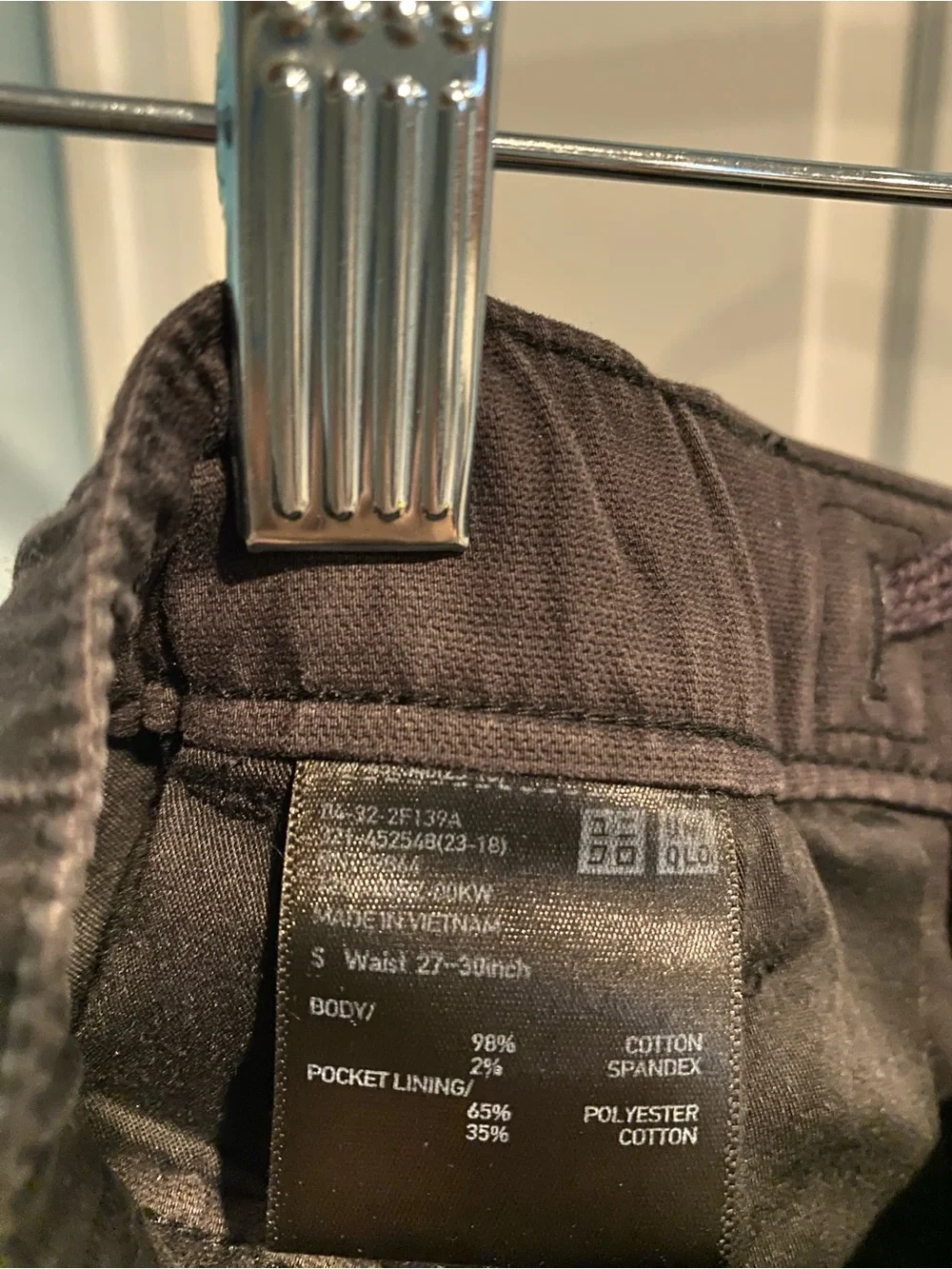 Uniqlo Black Cargo Tapered Joggers